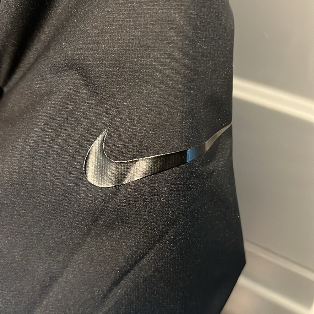 Nike jacket - Picture 6 of 6